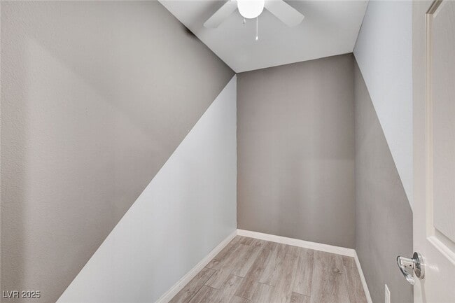 Building Photo - 6402 Parrot Ridge Ct