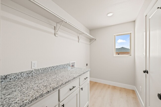 Building Photo - 10517 East C R 7400