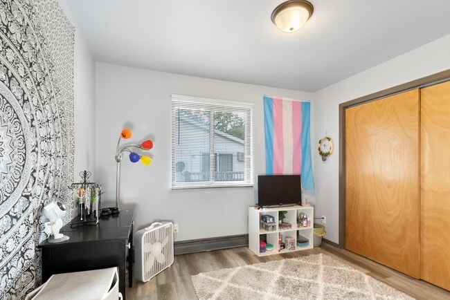 Building Photo - 271 Shannon Ct