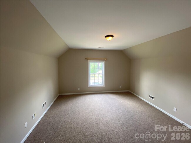 Building Photo - 13921 Daltrey Ln