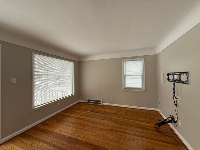 Building Photo - 2328 Detroit Ave