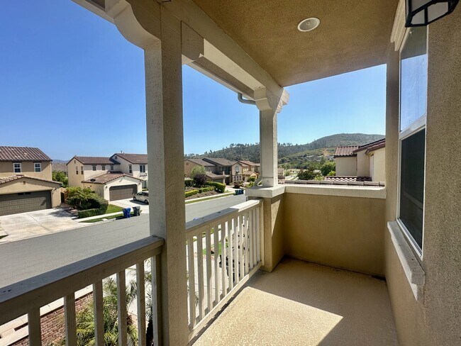 Building Photo - Corner lot Executive home near everything!