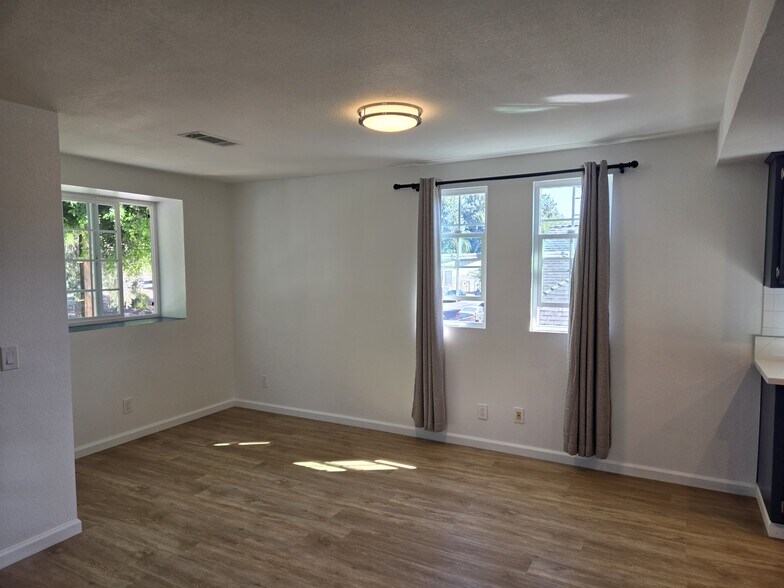 Building Photo - 1772 W 22nd St