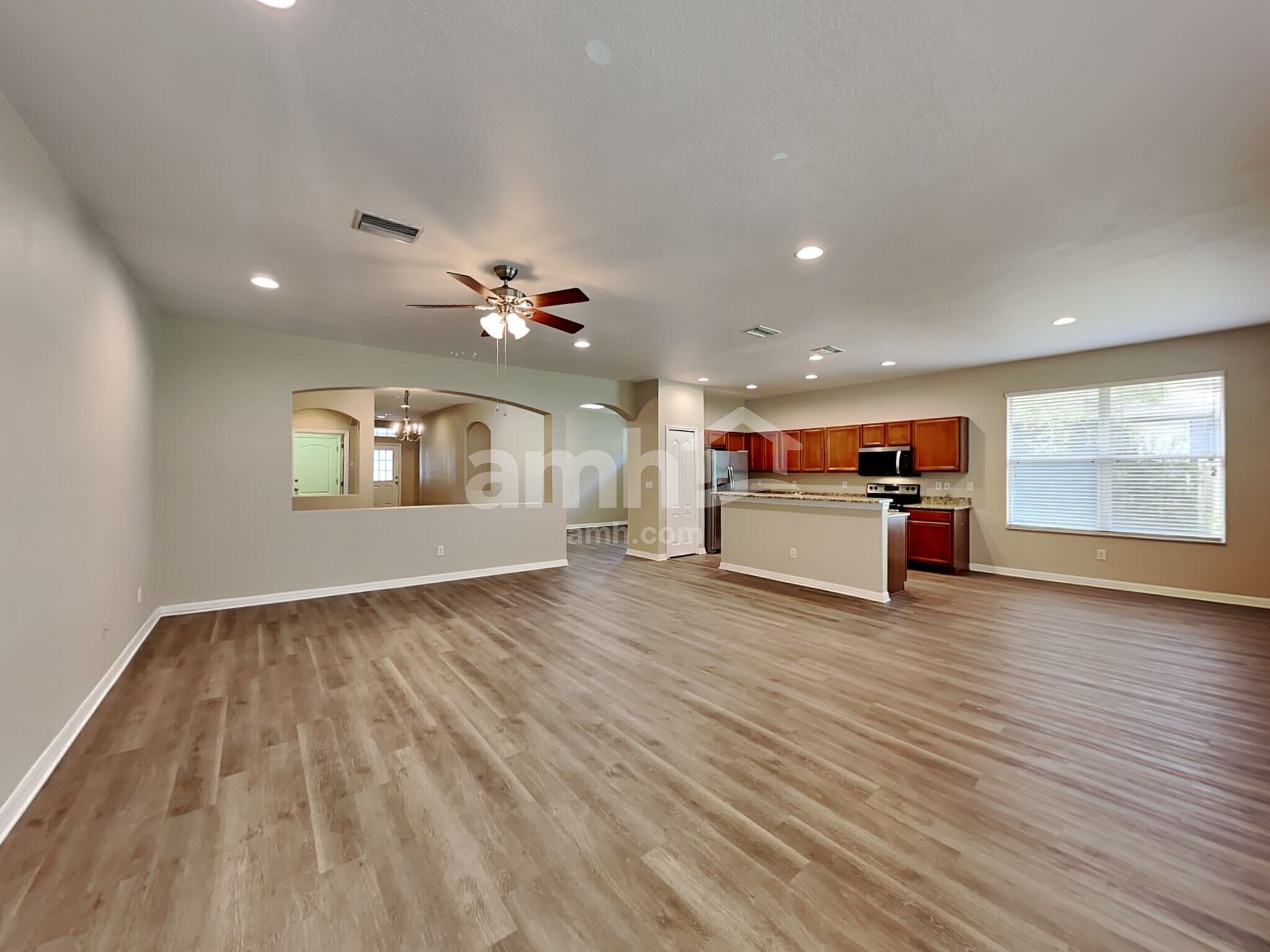 Building Photo - 7729 Grasmere Dr