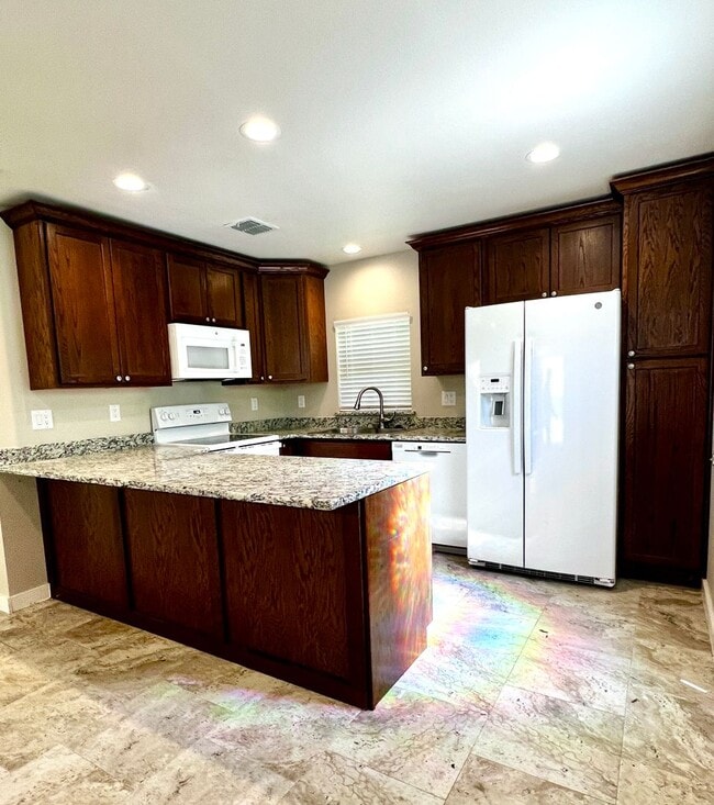 Building Photo - Riverside Bungalows 1/1