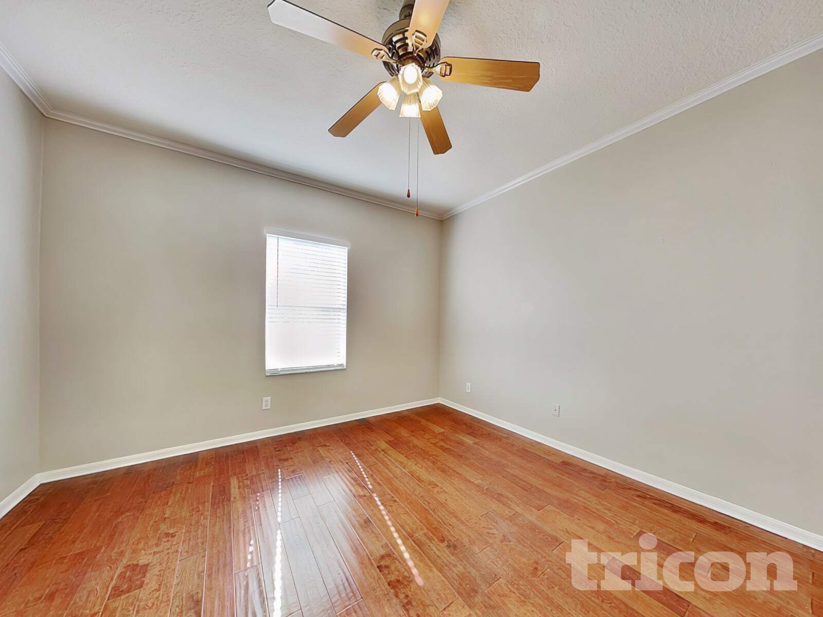 Building Photo - 1227 Gordon Oaks Dr