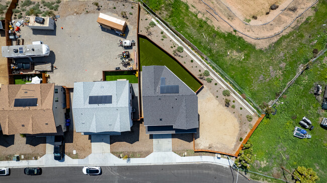 Building Photo - 182 S 66th St