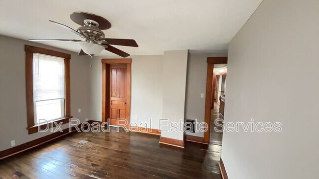 Building Photo - 118 Martz Ave