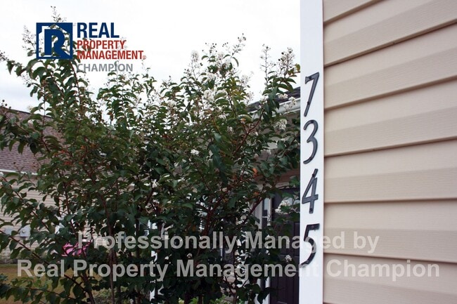 Building Photo - Welcoming Home in Courtney Pines w/Fenced Yard