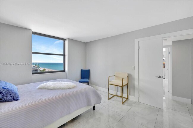 Building Photo - 2301 S Ocean Dr