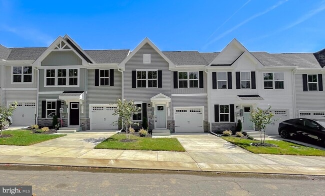 Building Photo - 23052 Wetstone Ln