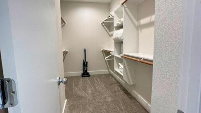 Building Photo - 835E Dorchester St