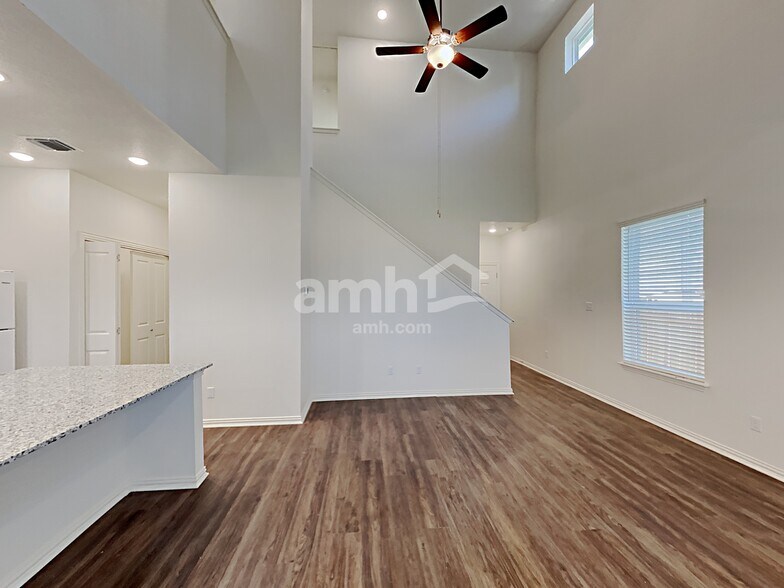 Building Photo - 348 Aspen Waters