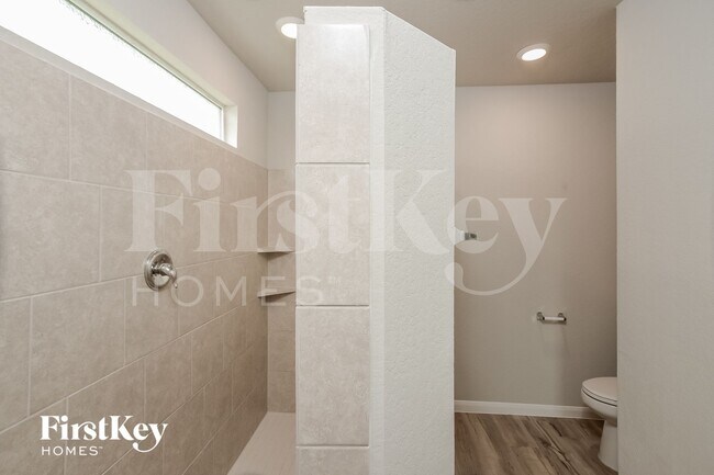 Building Photo - 14914 Bog Mill