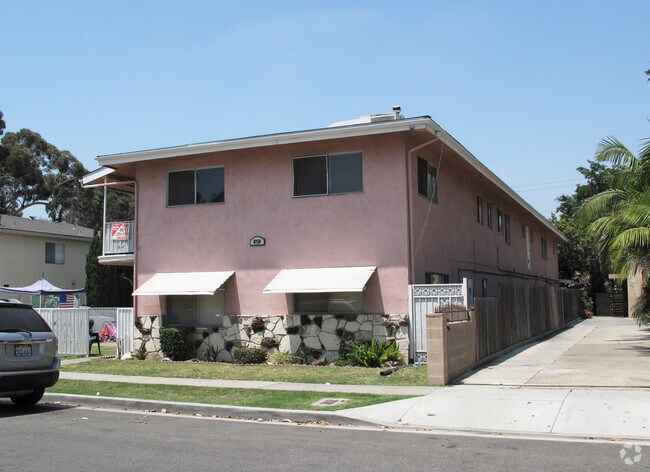 Building Photo - LB6759-TA2 (RUBS)