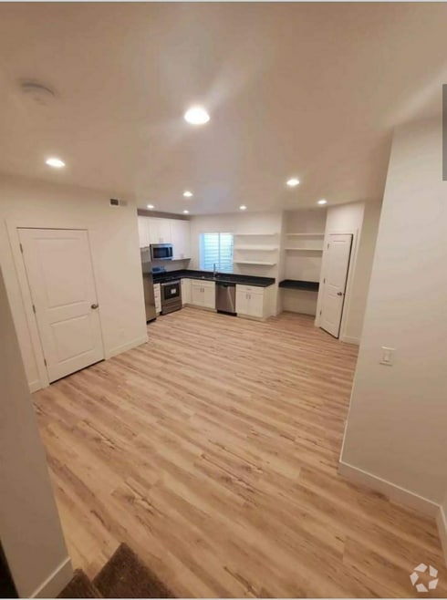 Building Photo - 584 Lewski Ln