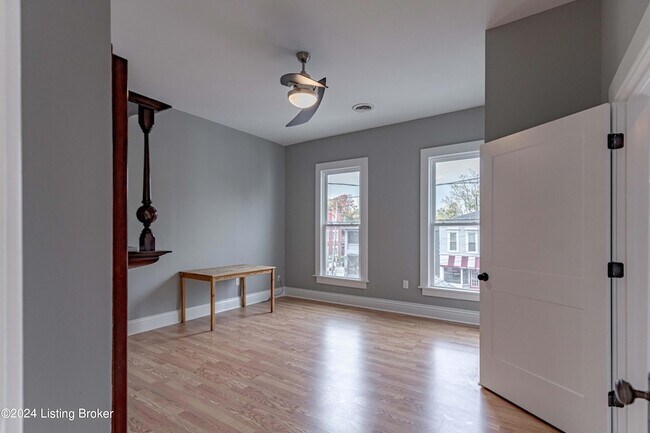 Building Photo - 1804 Frankfort Ave