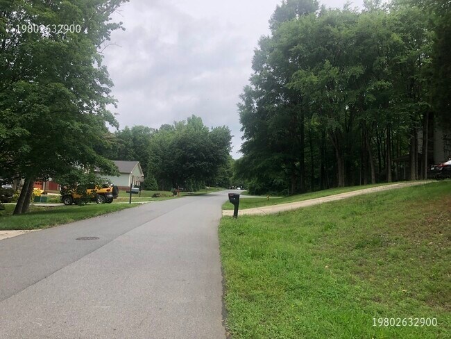 Building Photo - 10009 Rockwood Rd