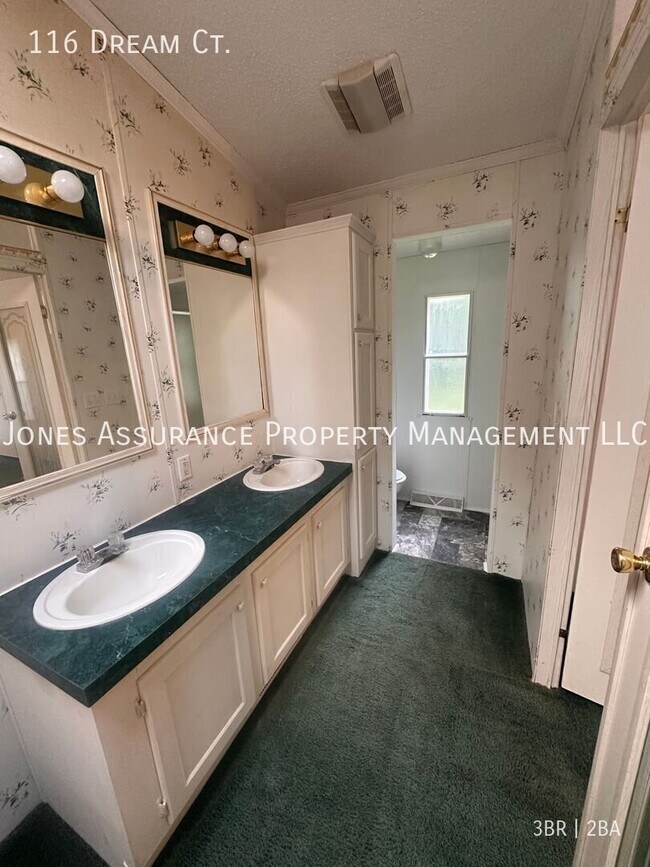 Building Photo - 116 Dream Ct