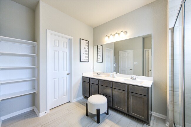 Building Photo - 5439 Rustic Ruby Dr