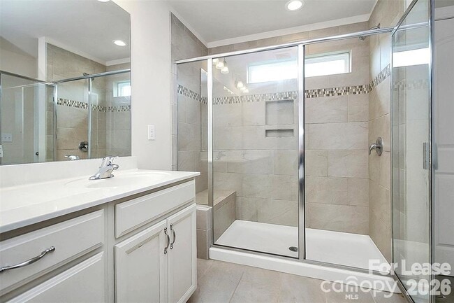 Building Photo - 9328 Glenburn Ln
