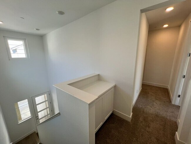 Building Photo - Brand New Three Bedroom Home in S. Reno