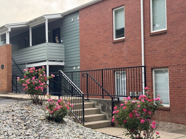 Building Photo - HIghlands/Crescent Hill area 2 bedroom
