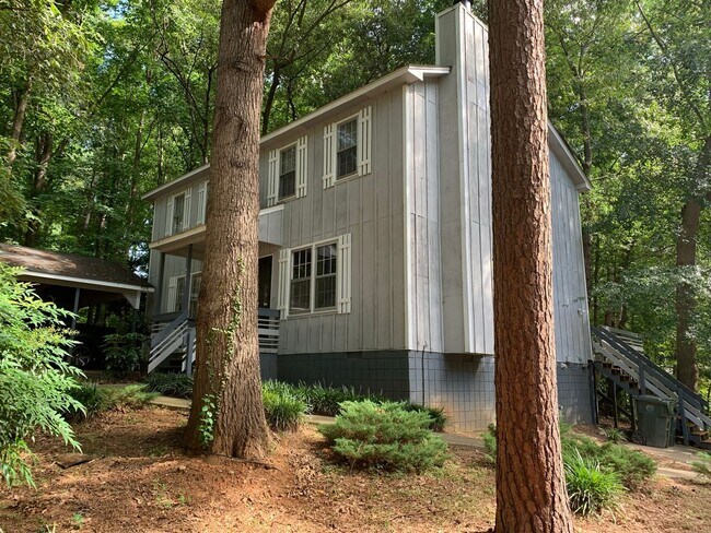 Building Photo - 4204 #9