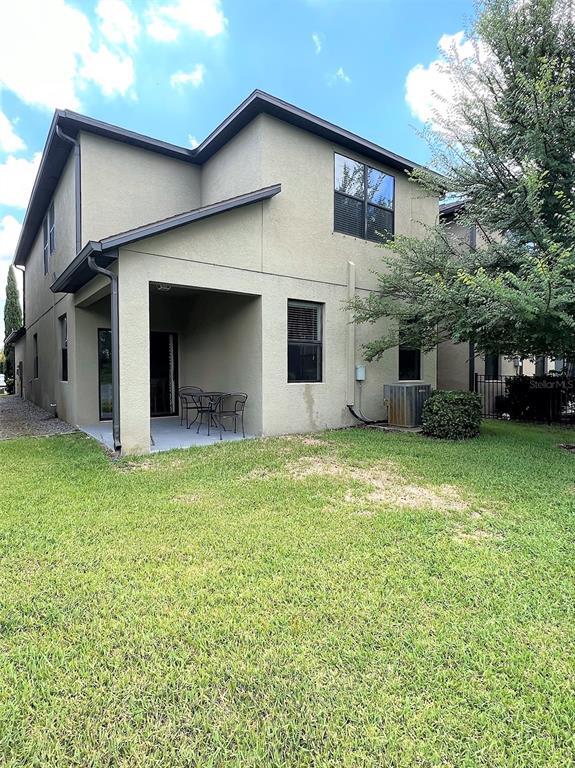 Building Photo - 1221 Ballard Green Pl