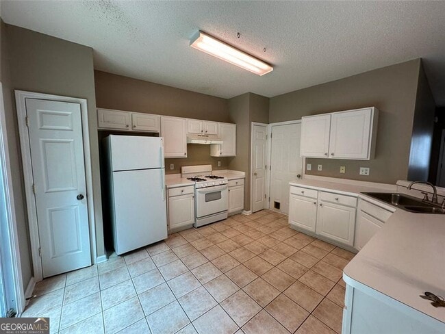 Building Photo - 1507 Korona Ct