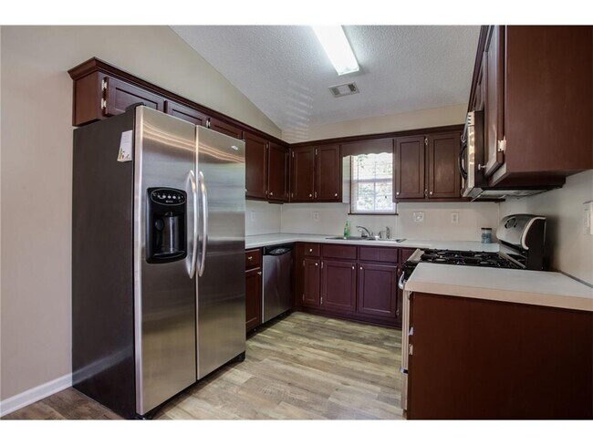 Building Photo - 2727 Fort Hampton Ct