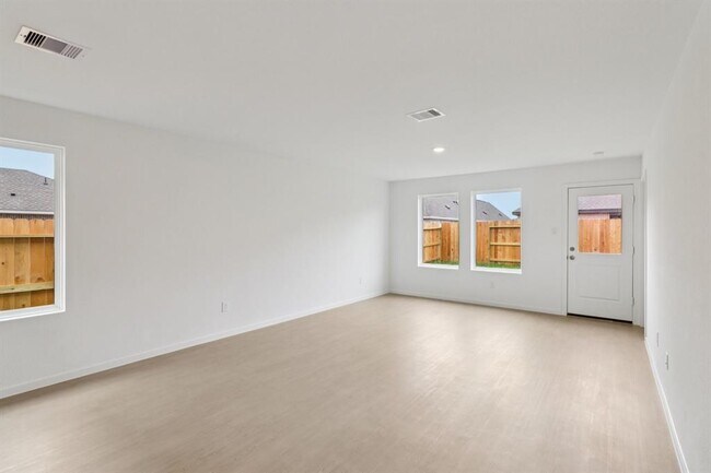 Building Photo - 28727 Texas Plns Dr