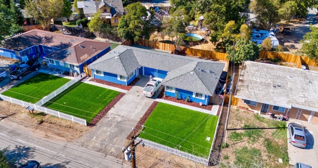 Building Photo - 2049 Hudson Way