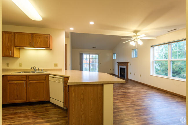 2BR, 2BA - Prairie Oaks Apartments