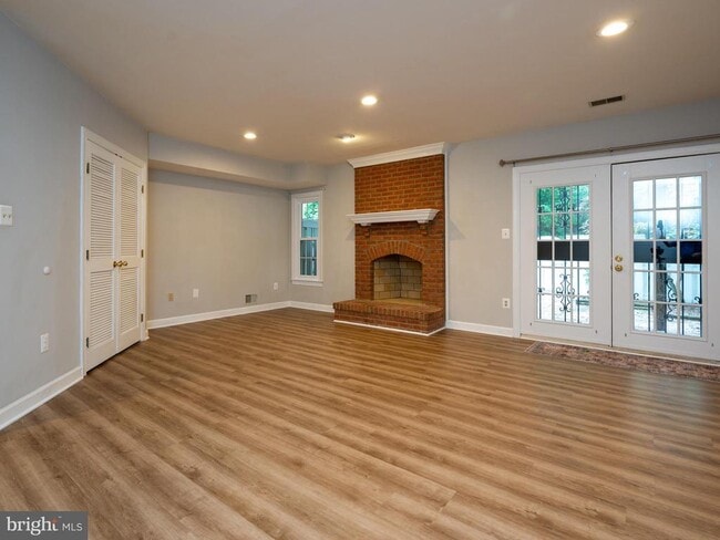 Building Photo - 2155 Wolftrap Ct