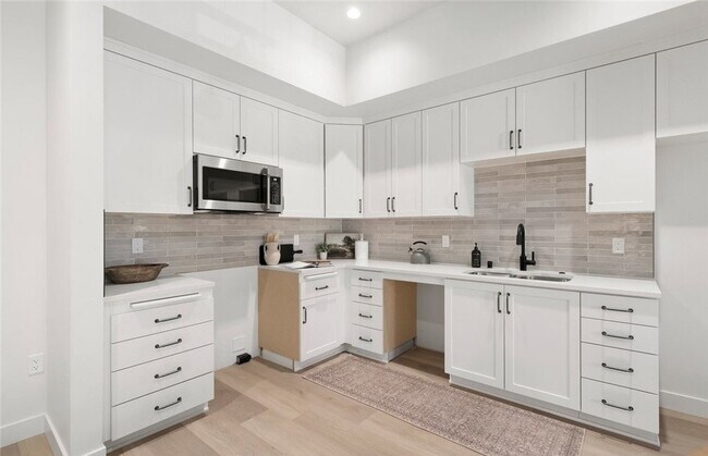 Building Photo - 581 Higuera St