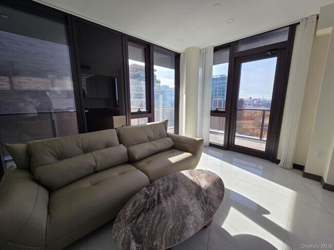 Building Photo - 36-21 Prince St