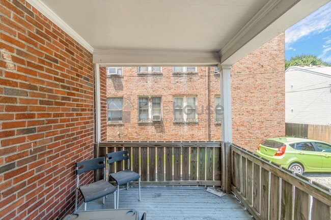 Building Photo - 1706 Hampton Blvd