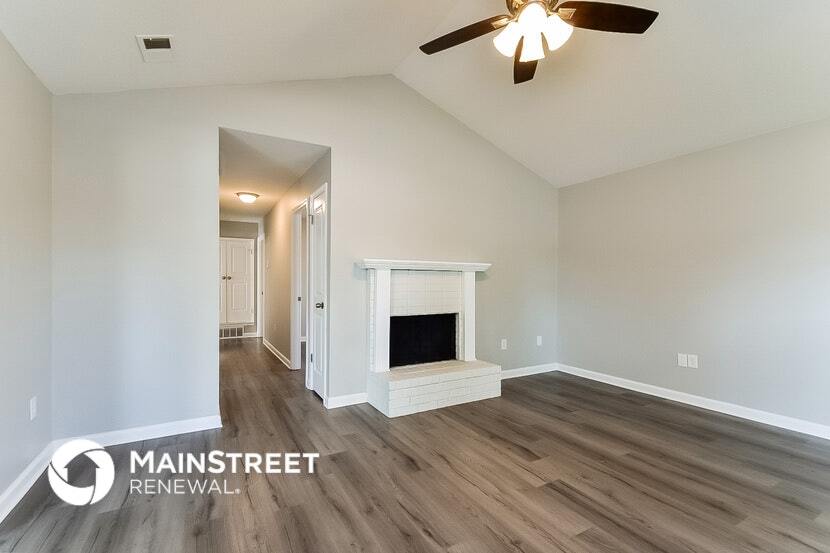 Building Photo - 3437 Laurelwood Dr