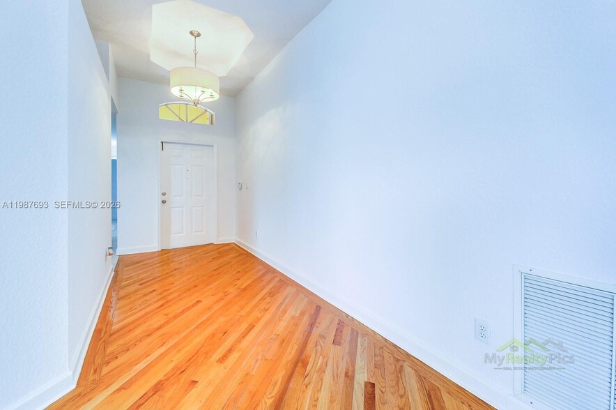 Building Photo - 5860 NW 111th Ave