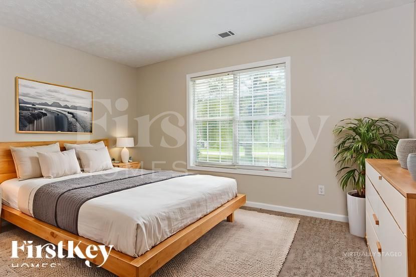 Building Photo - 1999 Bullock Trail