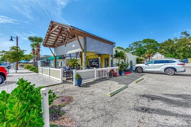 Building Photo - 2400 N Beach Rd