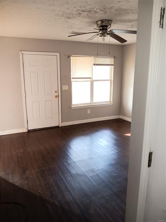 Building Photo - 809 Dozier Ave