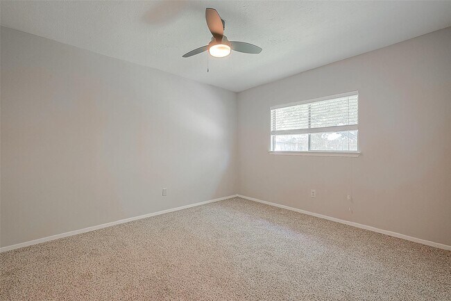 Building Photo - 19510 Westhaven Dr