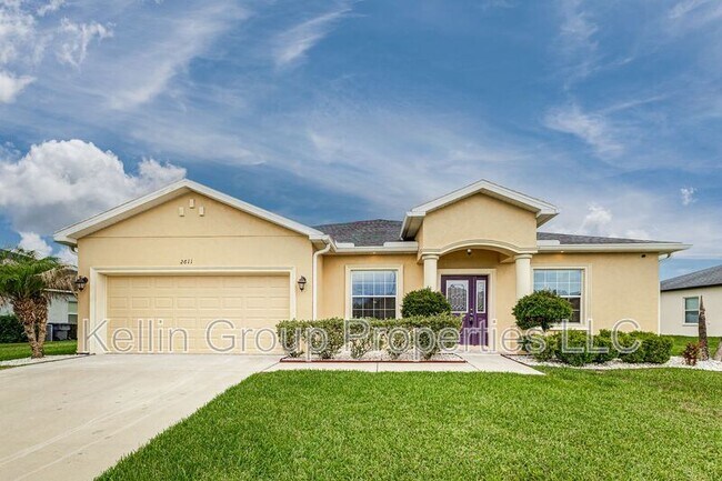 Building Photo - 2611 Highlands Creek Way