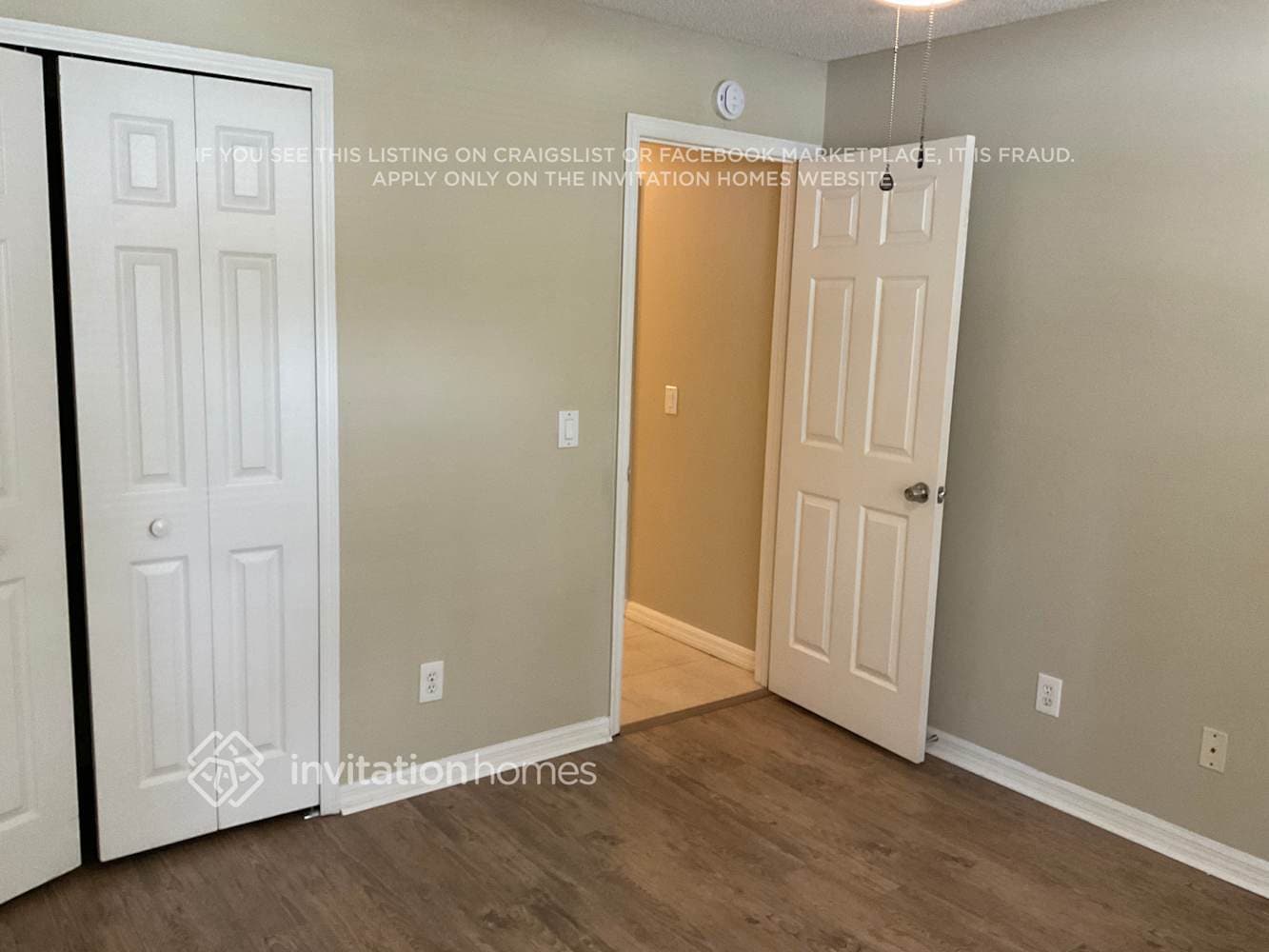 Building Photo - 13835 Valleybrooke Ln