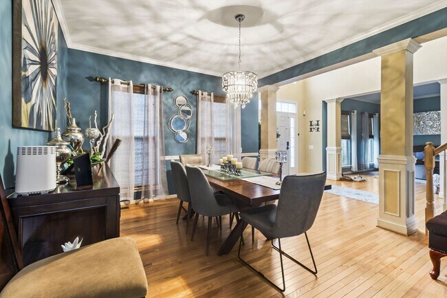 Building Photo - Located In Townsend Village