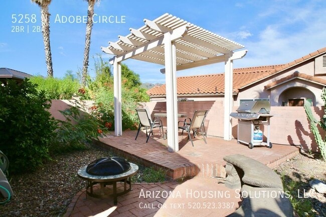 Building Photo - 5258 N Adobe Cir