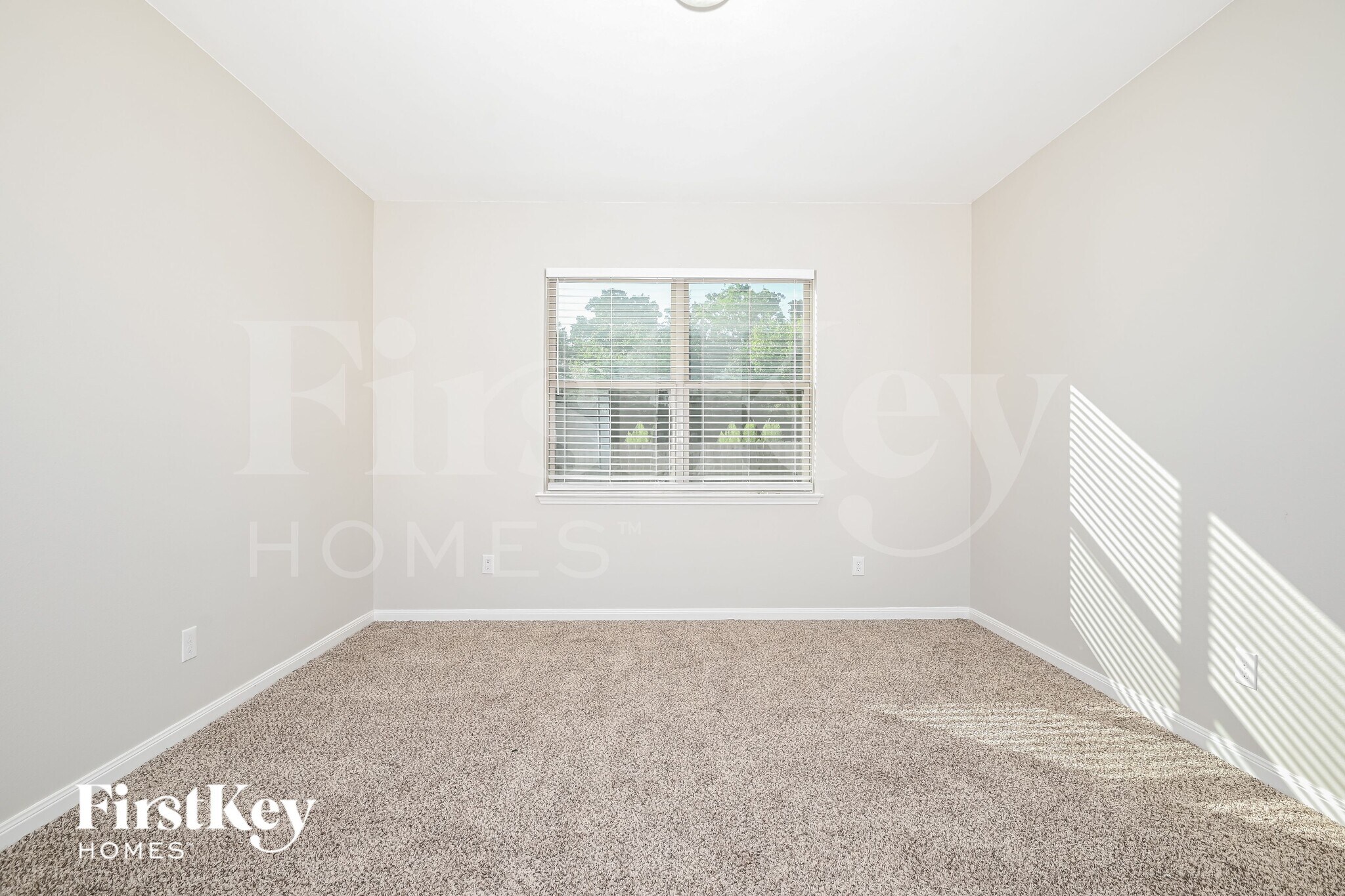 Building Photo - 14237 Stallion Ridge Dr