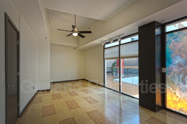 Building Photo - 110 Campbell Ave SE